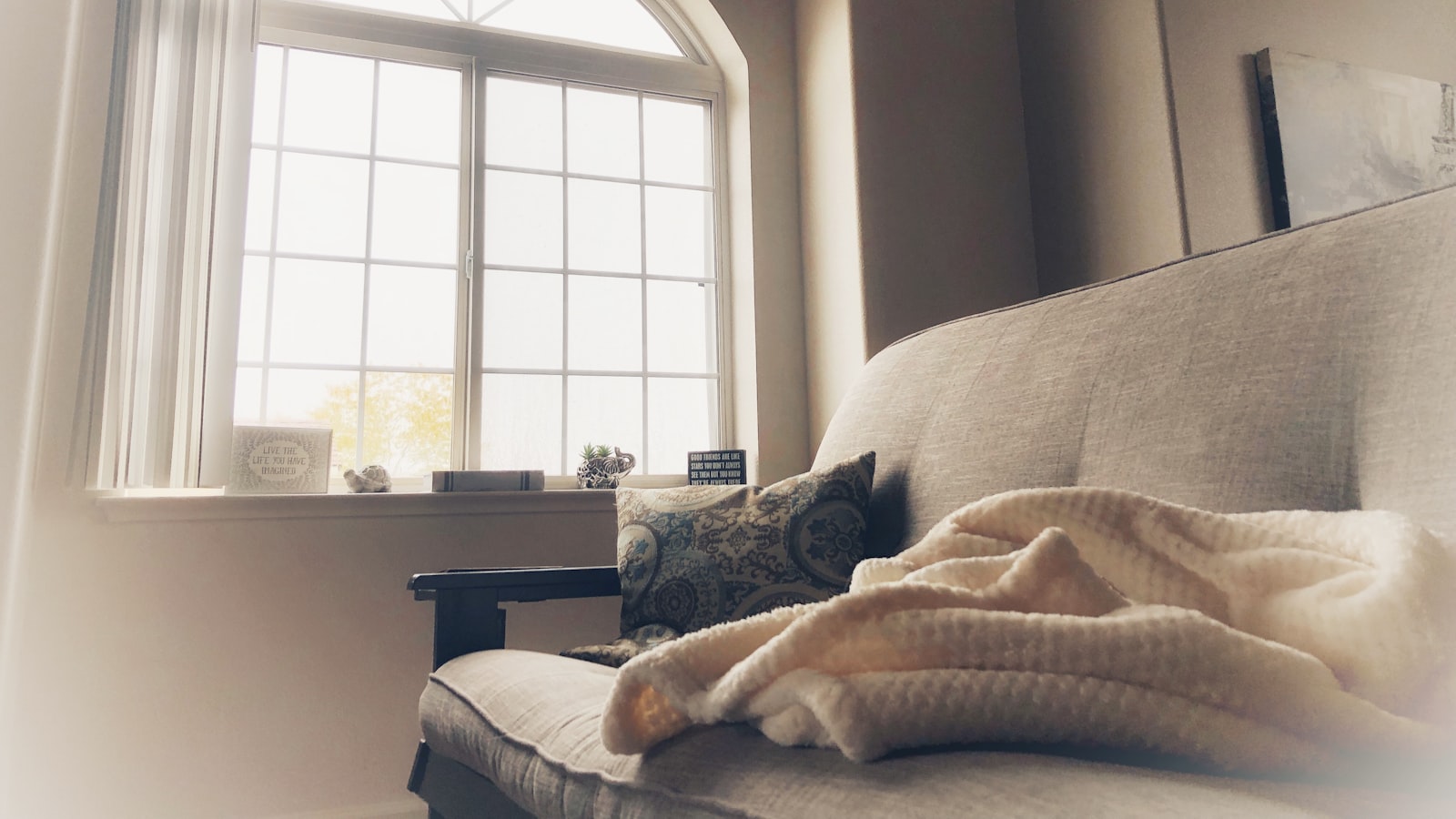 Air Conditioning as Winter Heating: How Much an Air-to-Air Heat Pump Saves